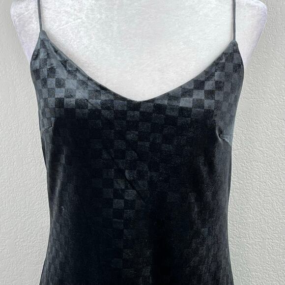 Elodie Dark Gray Pullover Velvet Checkered Spaghetti V-Neck Mini Dress Medium - Picture 5 of 13